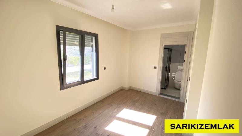 Edremit Altınoluk Mah`da5+1  Villa. - 26